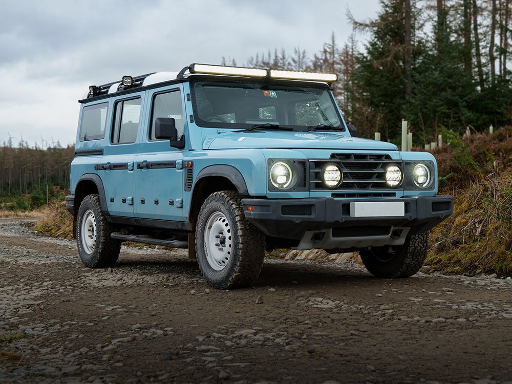 INEOS Grenadier system montażu w fabrycznym grillu (do Sentinel 7'')