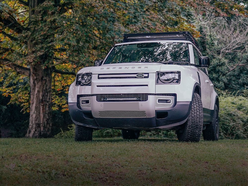 52'' LED Light Bar full set up to Fit Land Rover Defender Inc mounts, bar &  Wiring Loom - LR Challenge