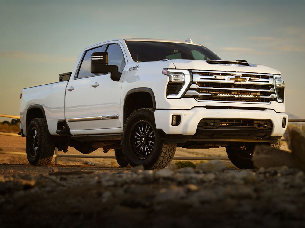 Chevrolet Silverado 2500/3500 High Country (2024+) Grille Kit