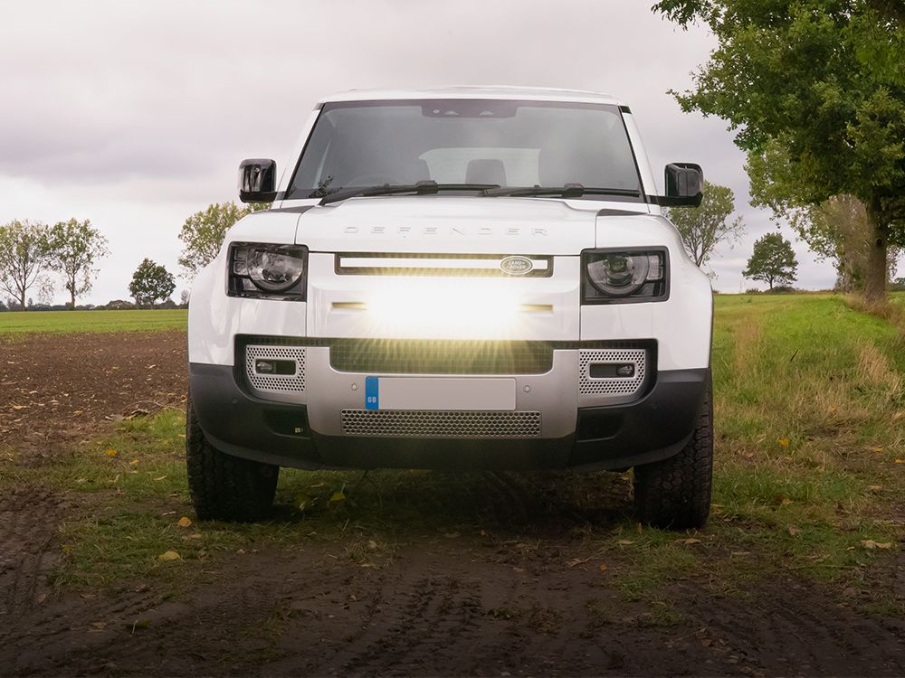 Land Rover Defender (2020+) Sarja - Linear-18